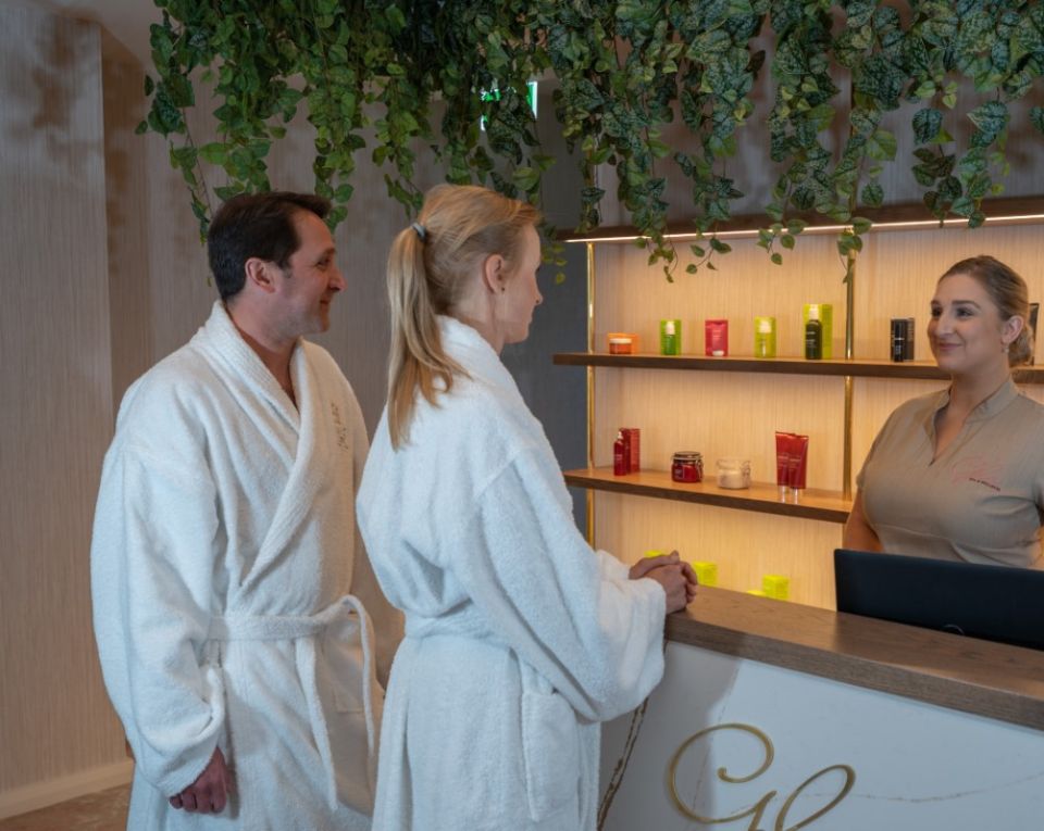 Glo Spa & Wellness Brochure